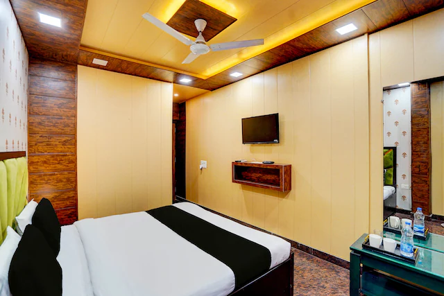 Premium-style room interior at Sri Brindavan Gardens